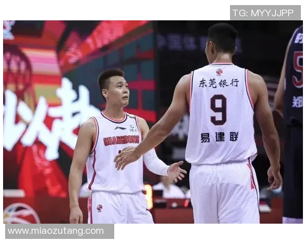 奥丹斯与灵比激战正酣谁能在这场较量中笑到最后