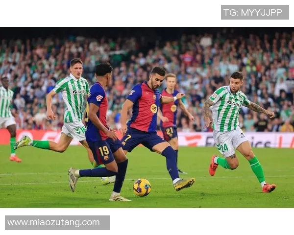 CCTV直播巴萨与尤文激战巅峰对决精彩回顾与分析