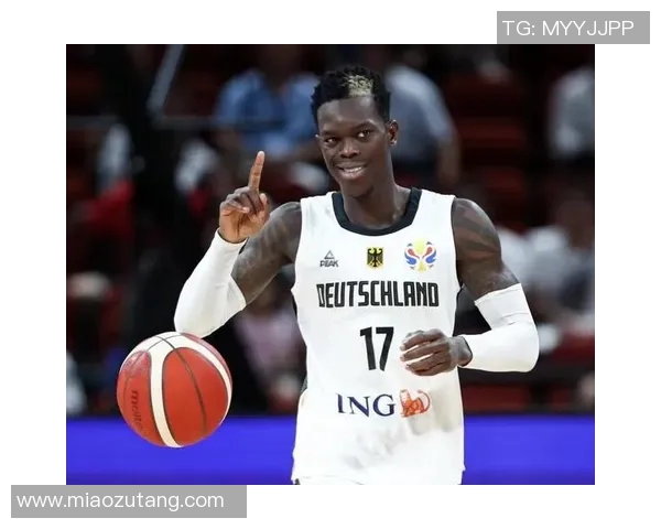 丹尼斯施罗德的篮球之路与未来展望：从天赋到成就的蜕变之旅